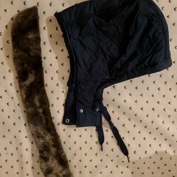 Puffer Jacket - Picture 4 of 4